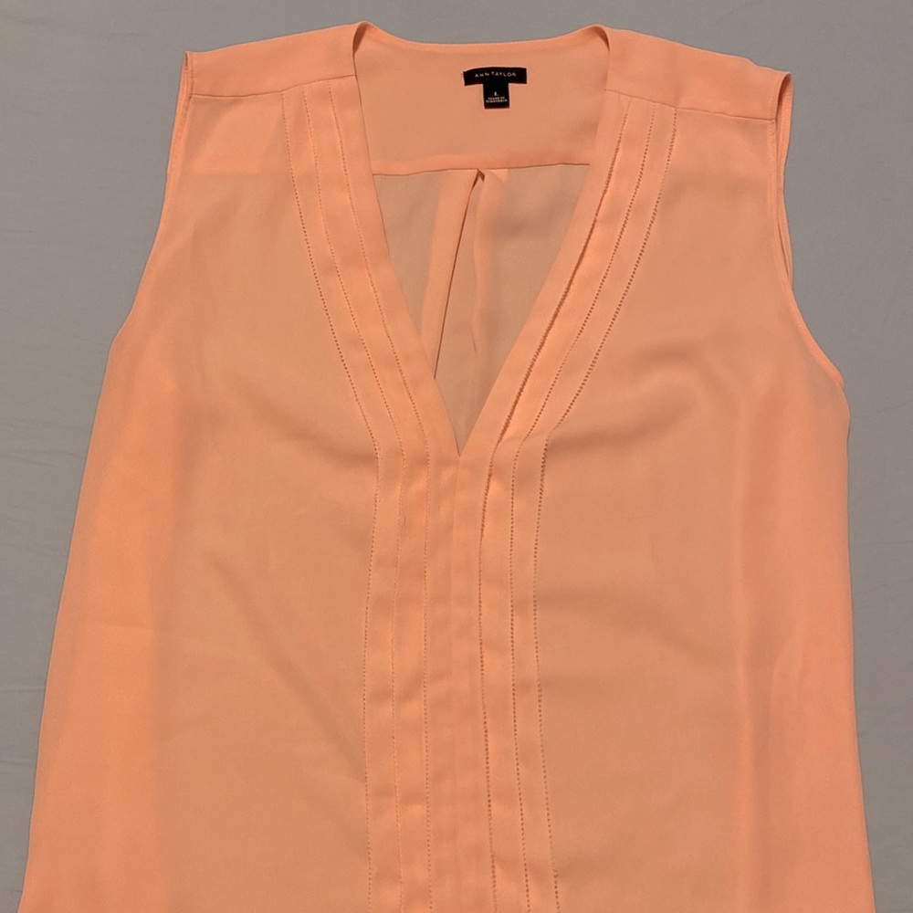 BNWOT Ann Taylor pink sleeveless blouse sz. L